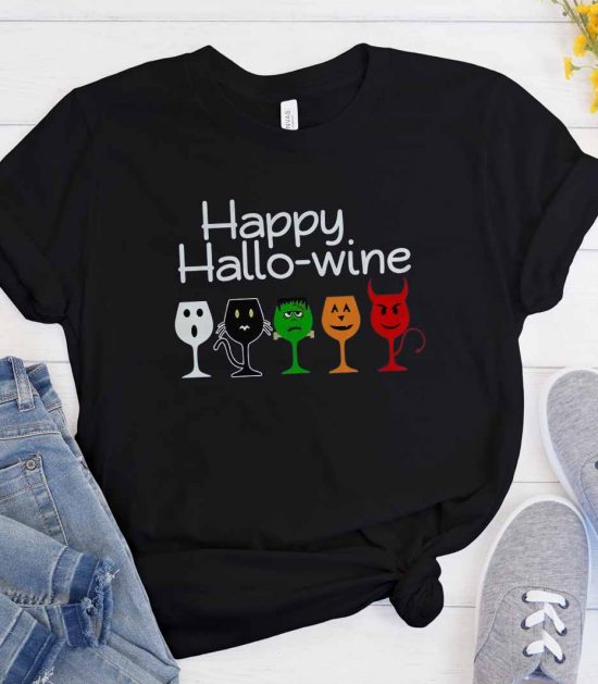 Happy Hello Wine Halloween Cool Trending T-Shirt