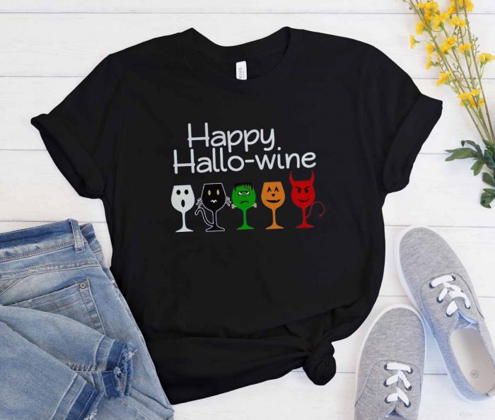 Happy Hello Wine Halloween Cool Trending T-Shirt