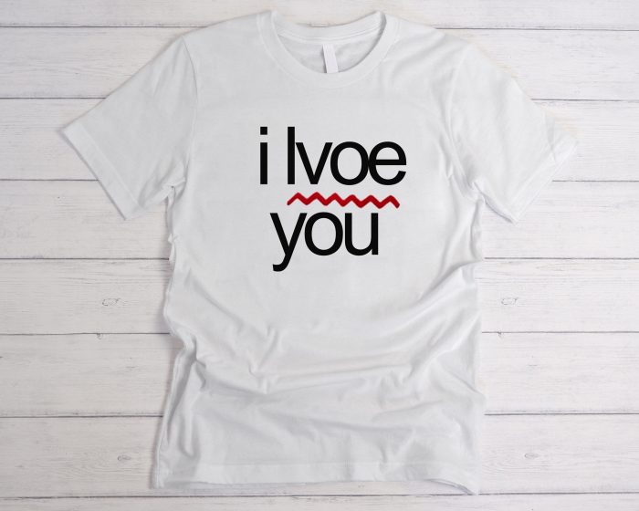 i lvoe you graphic t-shrit